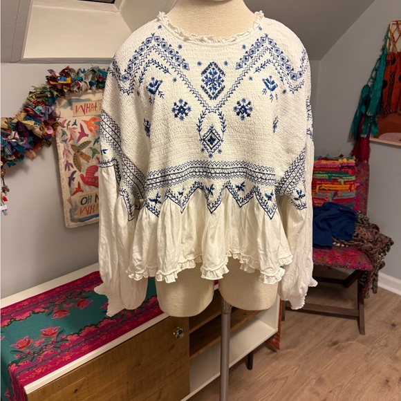 NWT Free People Holly Embroidered Smocked White and Blue Women's Top - large - Picture 3 of 7